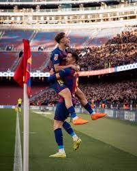 详解棒球规则中的界外球接捕判罚当球在界外区域反弹后的守备要求