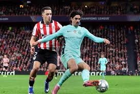 在伊蒂哈德迷失！曼城7500万边锋难觅机会，塞梅尼奥到来加剧问题